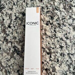 ICONIC London Prep-Set-Tan Mist in White and Tan